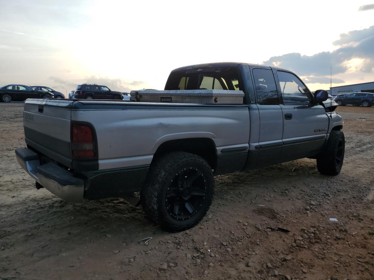 Dodge Ram 1500 Image 2