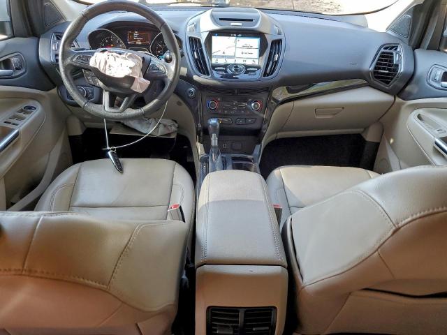 Ford Escape Titanium Image 12