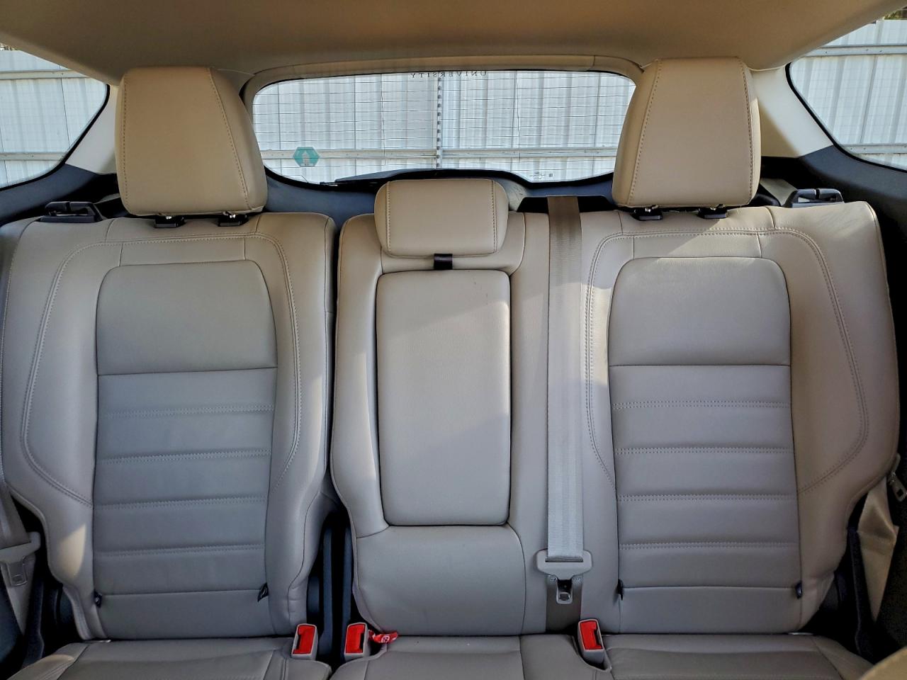 Ford Escape Titanium Image 6