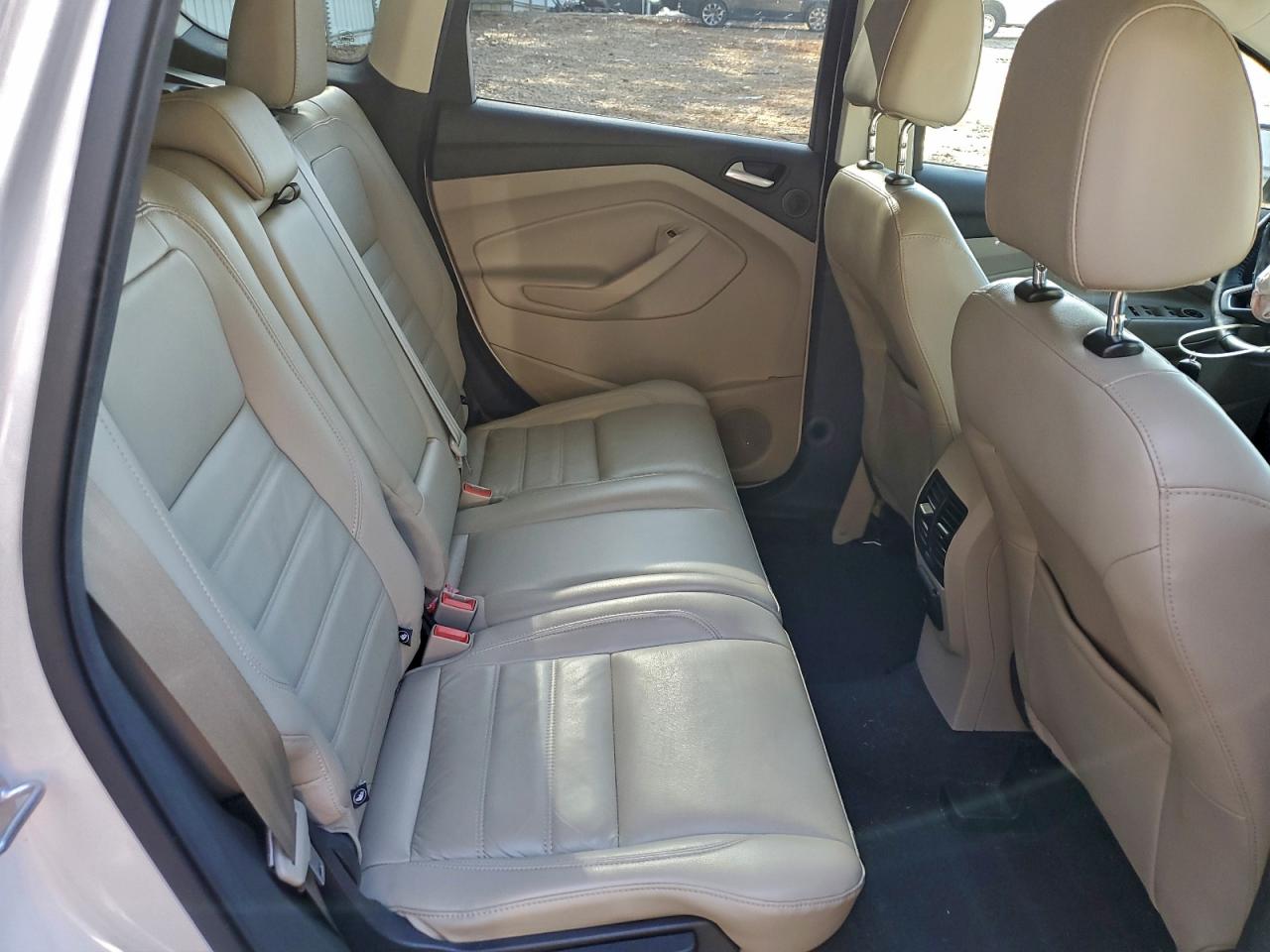 Ford Escape Titanium Image 5