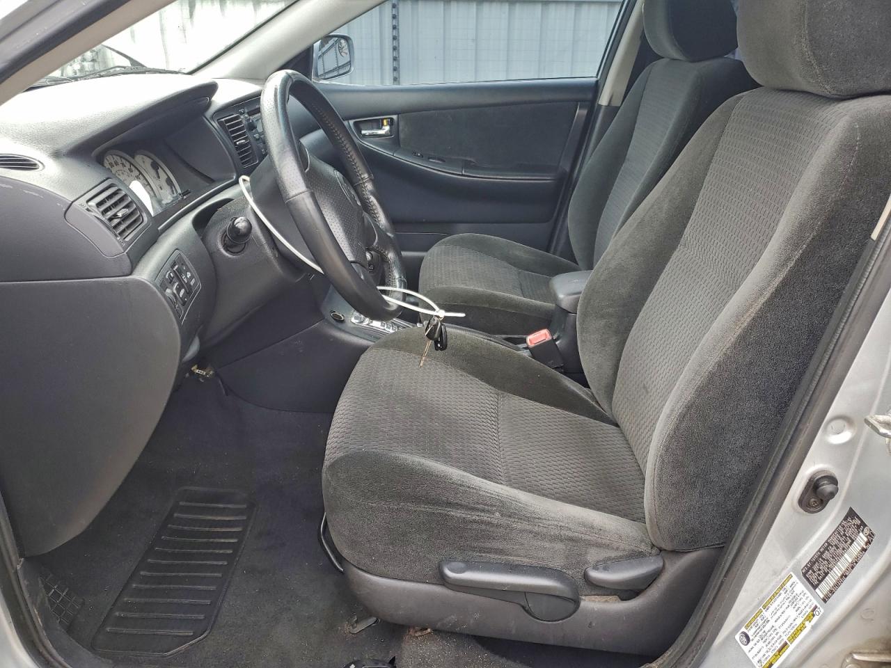 Toyota Corolla Ce Image 5