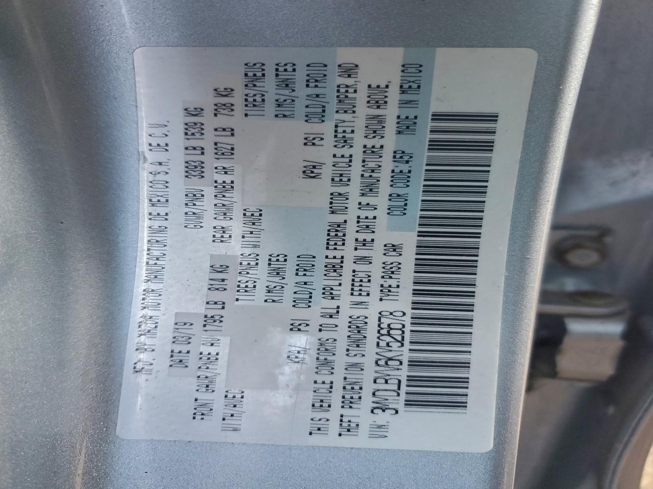 Toyota Yaris L Image 4