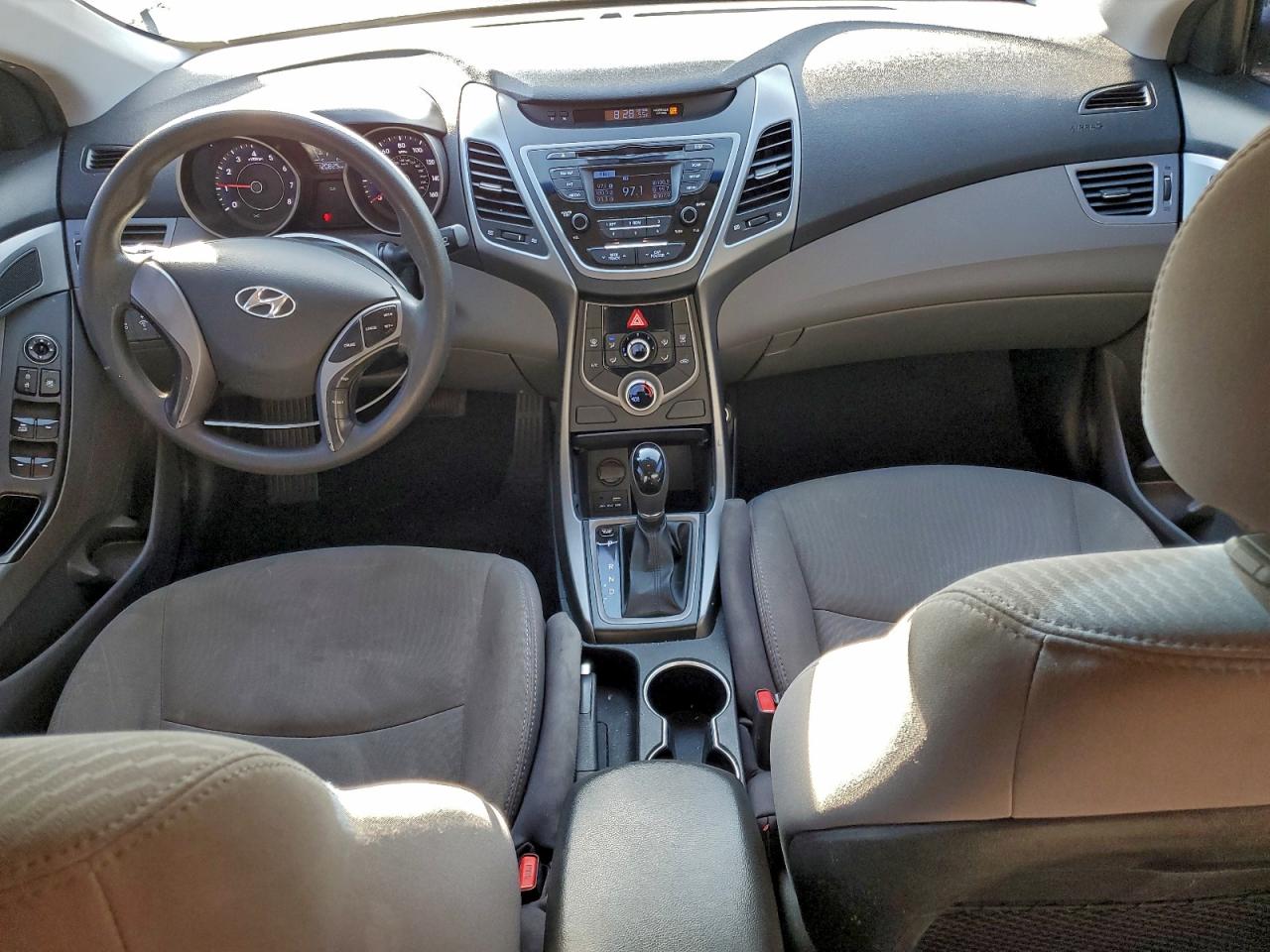 Hyundai ELANTRA Se Image 10