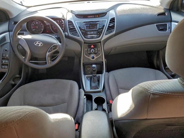 Hyundai ELANTRA Se Image 10