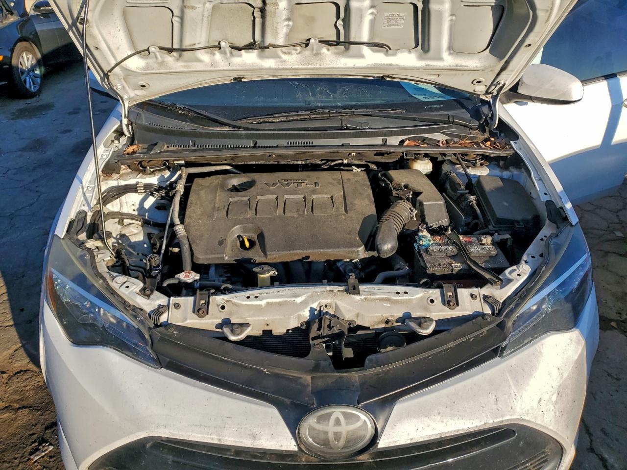 Toyota Corolla L Image 13