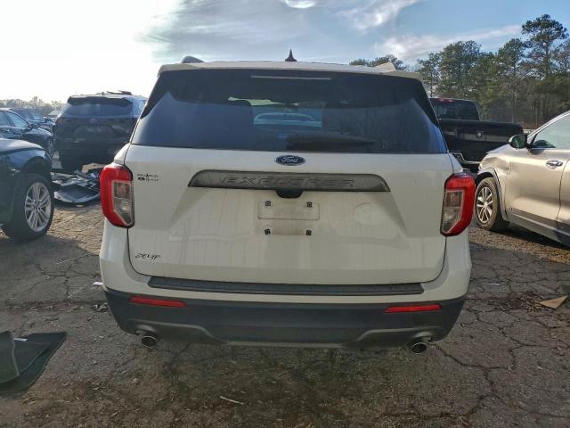 Ford Explorer Xlt Image 11