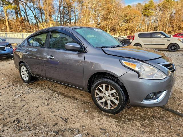 Nissan Versa S Image 11