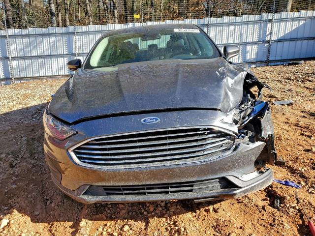 Ford Fusion Se Image 6