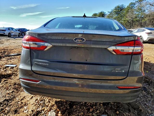 Ford Fusion Se Image 5