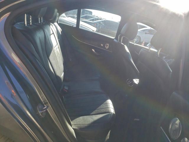 Mercedes-Benz E-Class 300 4matic Image 8