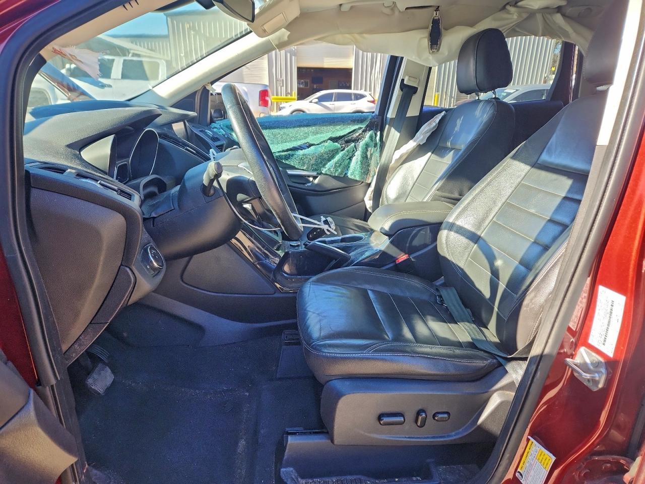 Ford Escape Titanium Image 6