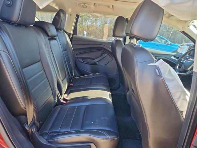 Ford Escape Titanium Image 12