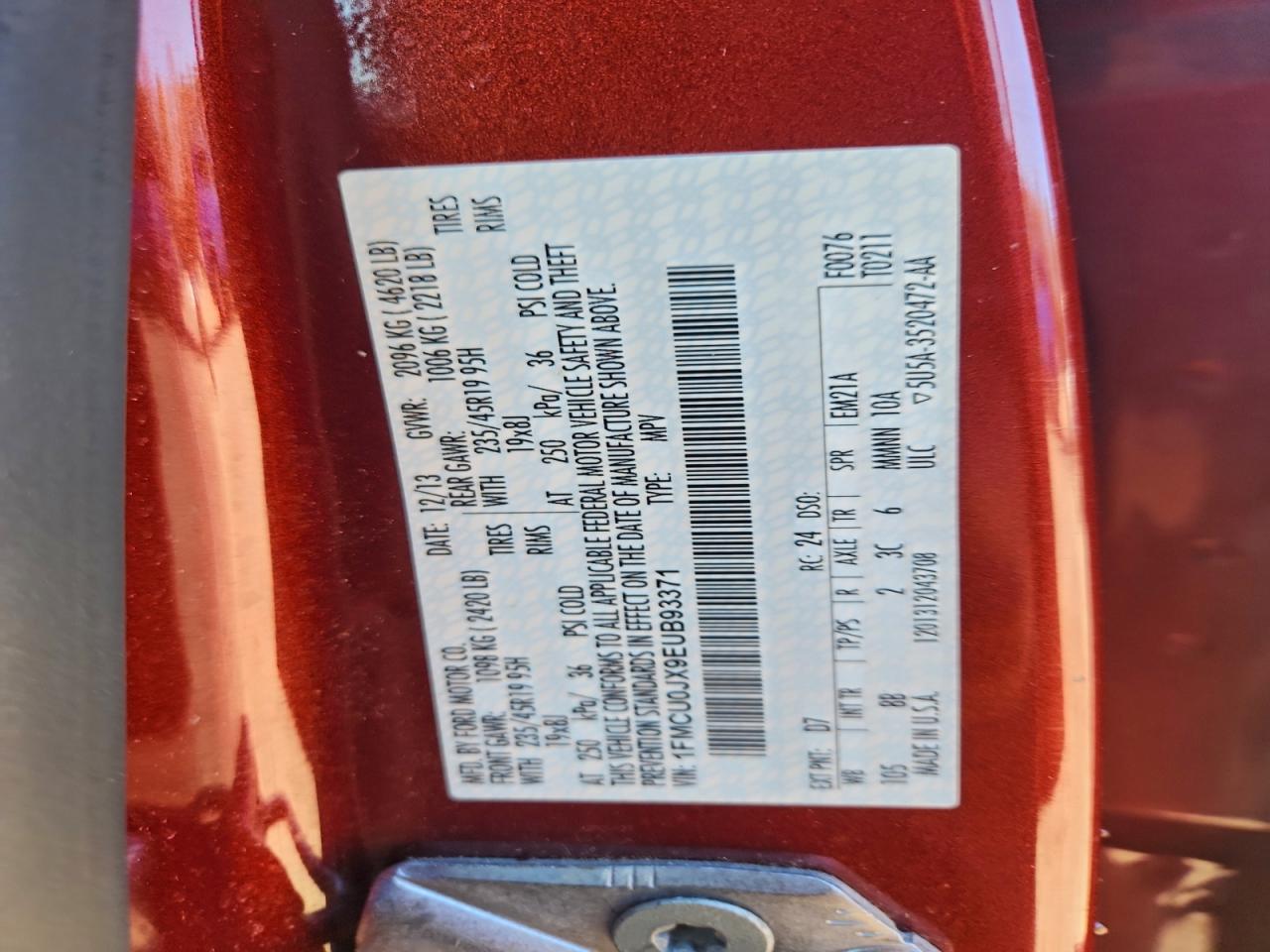 Ford Escape Titanium Image 8