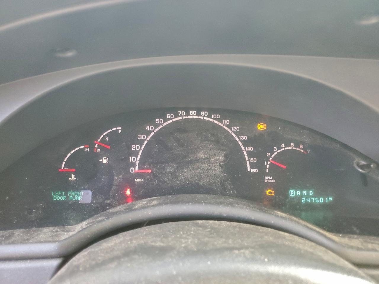 Chrysler Pacifica Touring Image 9