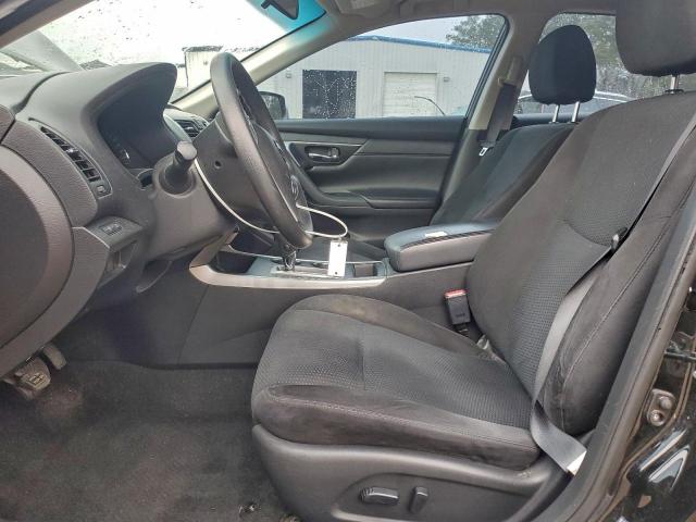 Nissan Altima 2.5 Image 4
