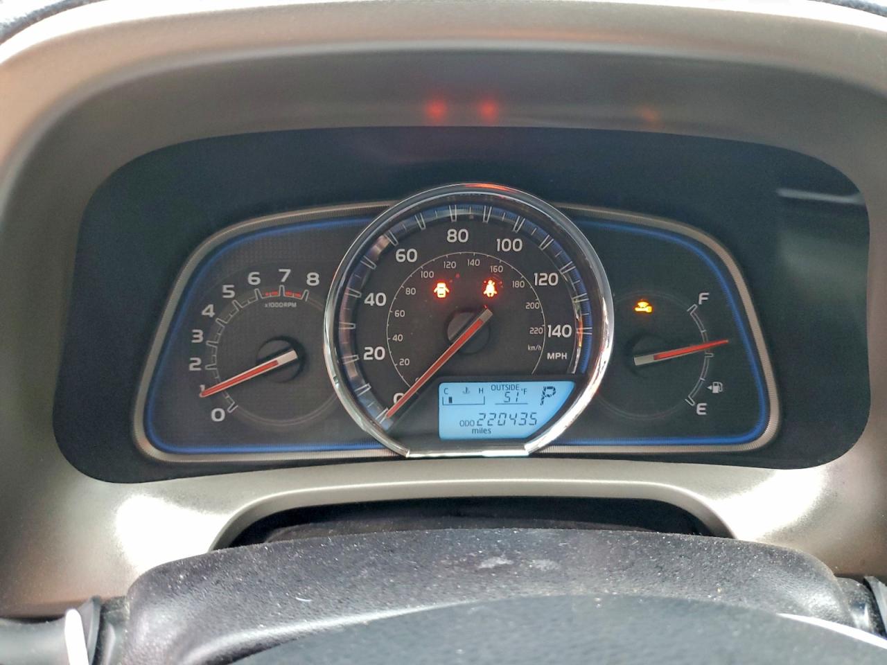 Toyota RAV4 Limited Image 8