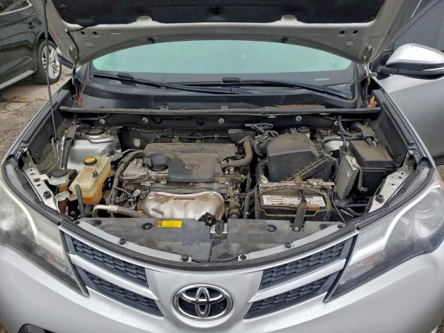 Toyota RAV4 Limited Image 11