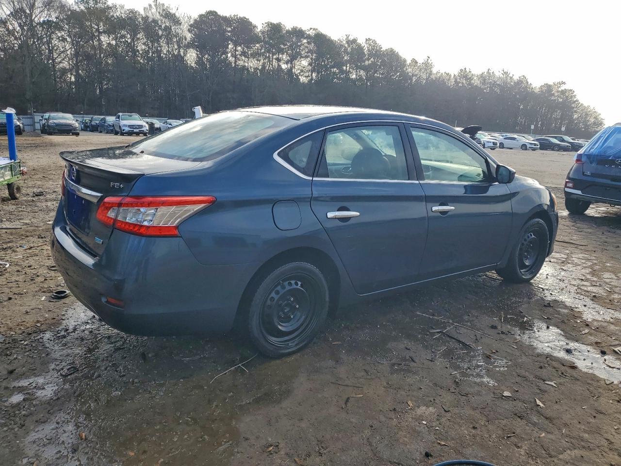 Nissan Sentra S Image 5