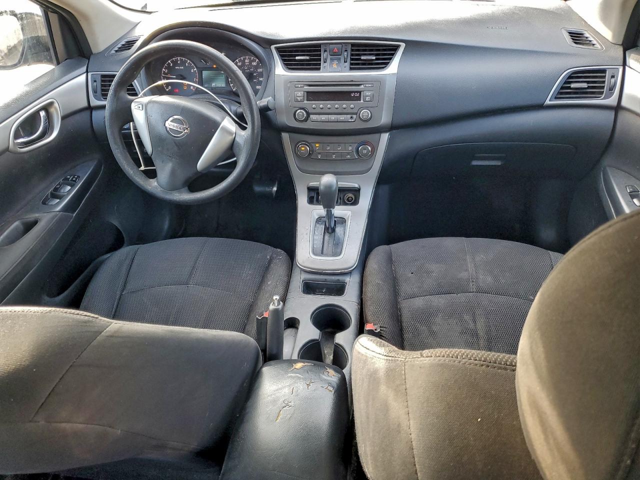 Nissan Sentra S Image 6