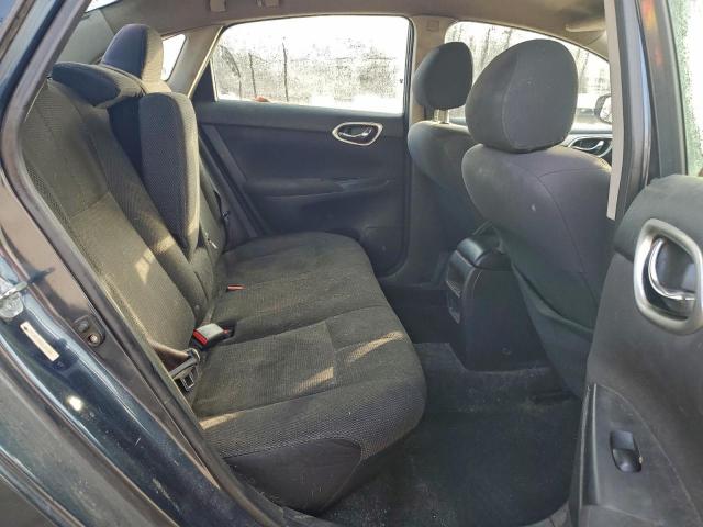 Nissan Sentra S Image 10