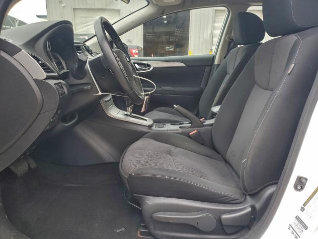 Nissan Sentra S Image 4