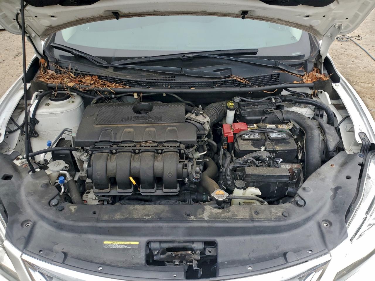 Nissan Sentra S Image 12