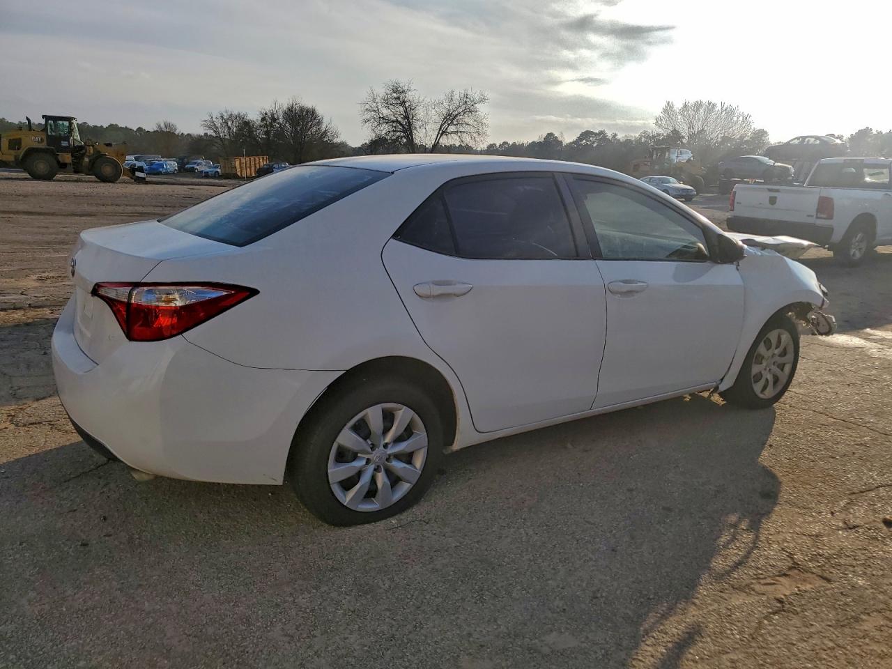 Toyota Corolla L Image 4