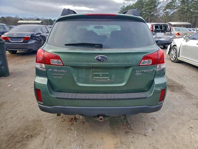 Subaru Outback 2.5i Image 7