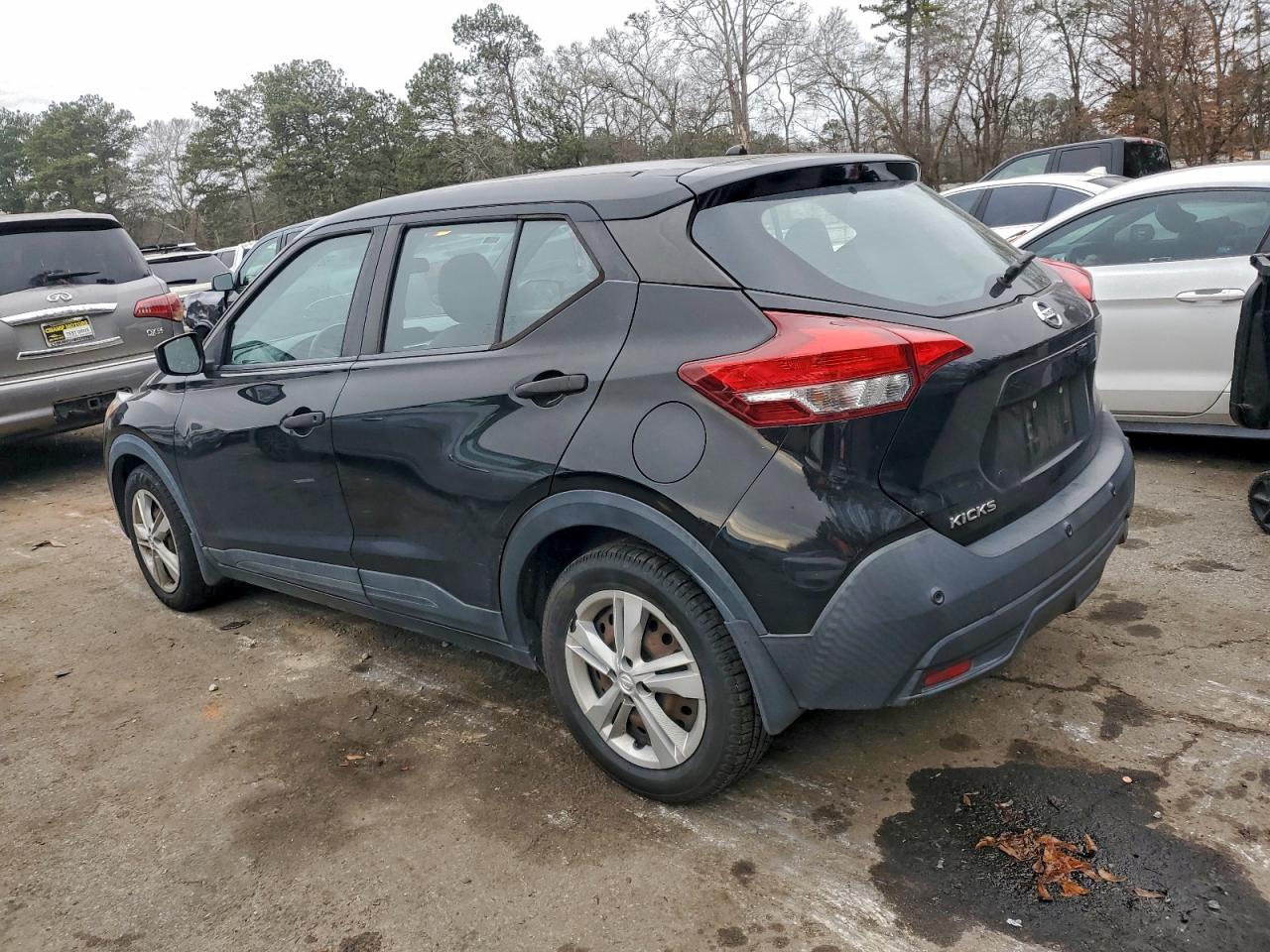 Nissan Kicks S Image 10