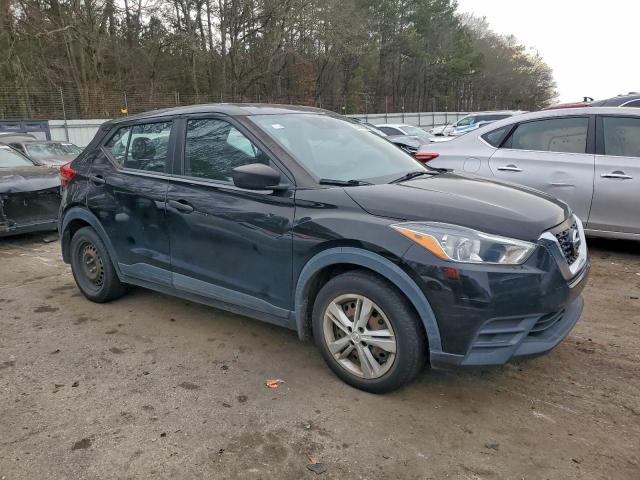 Nissan Kicks S Image 2