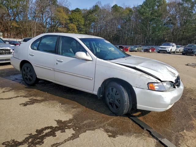 Nissan Altima Xe Image 3