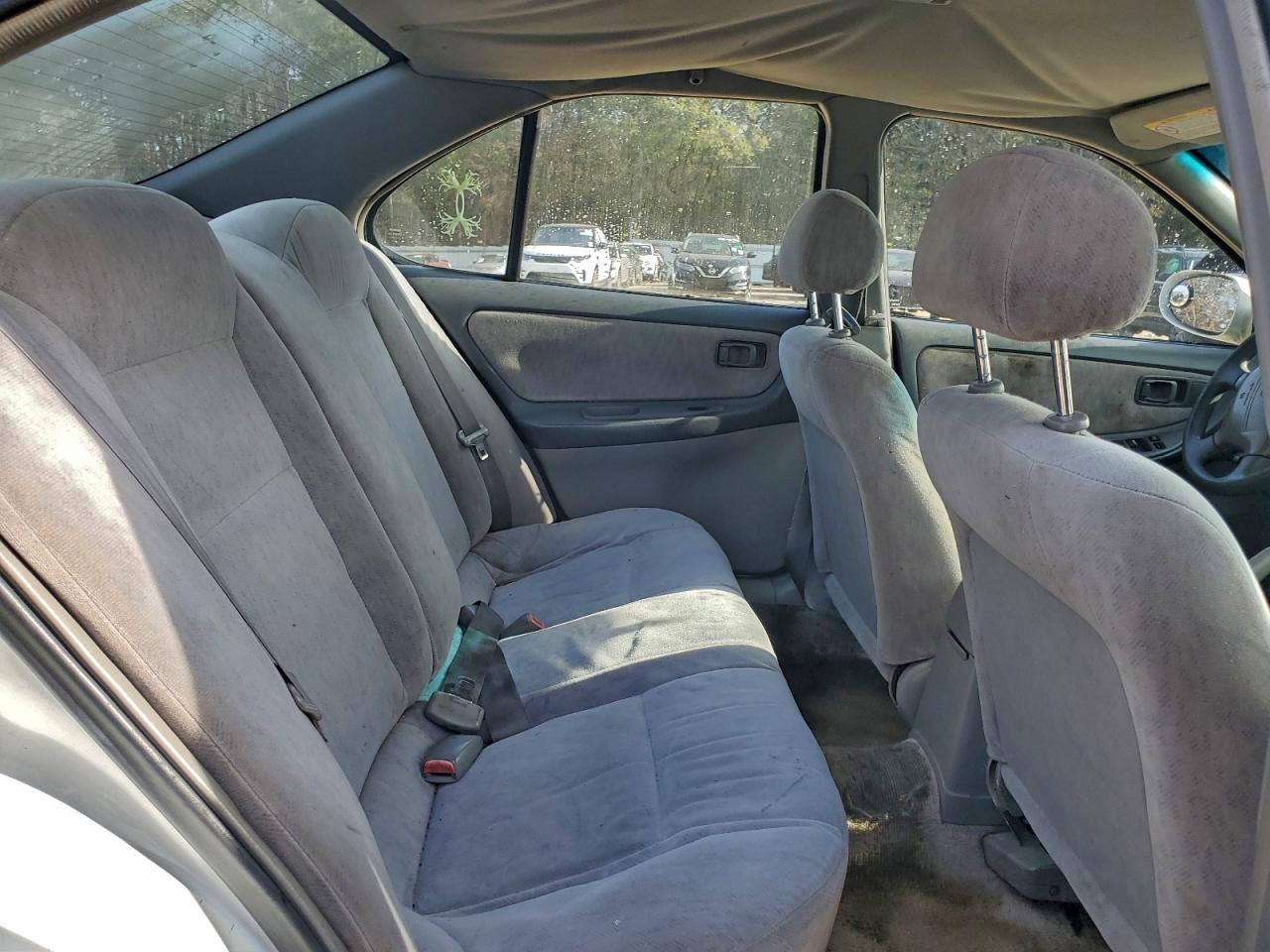 Nissan Altima Xe Image 10