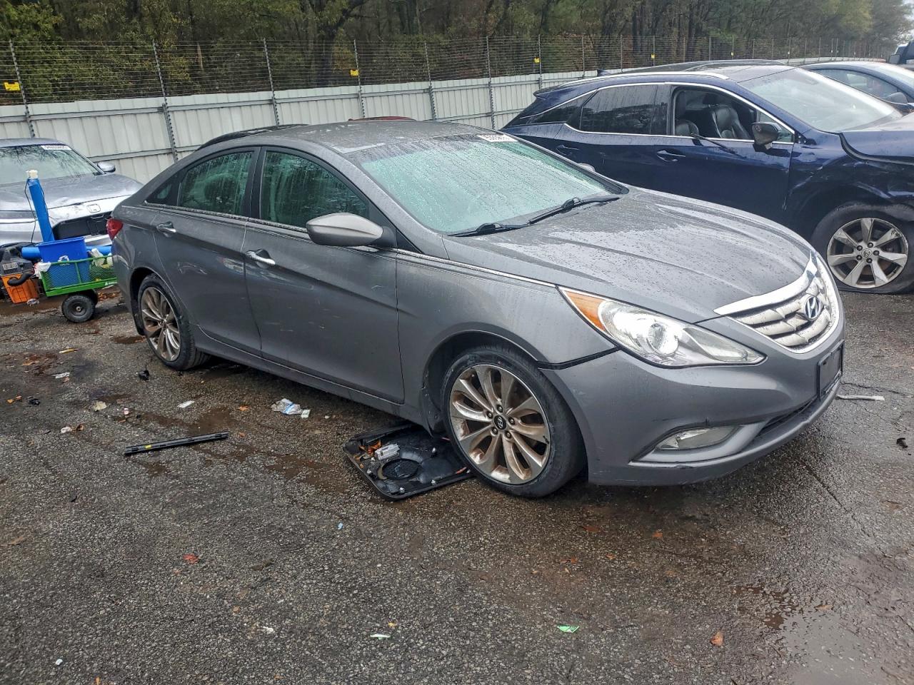 Hyundai SONATA Se Image 2