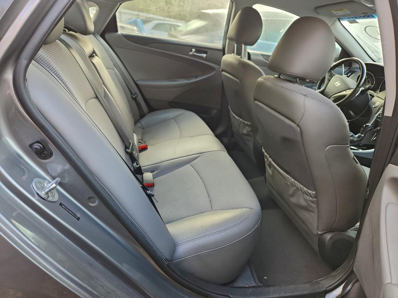 Hyundai SONATA Se Image 9