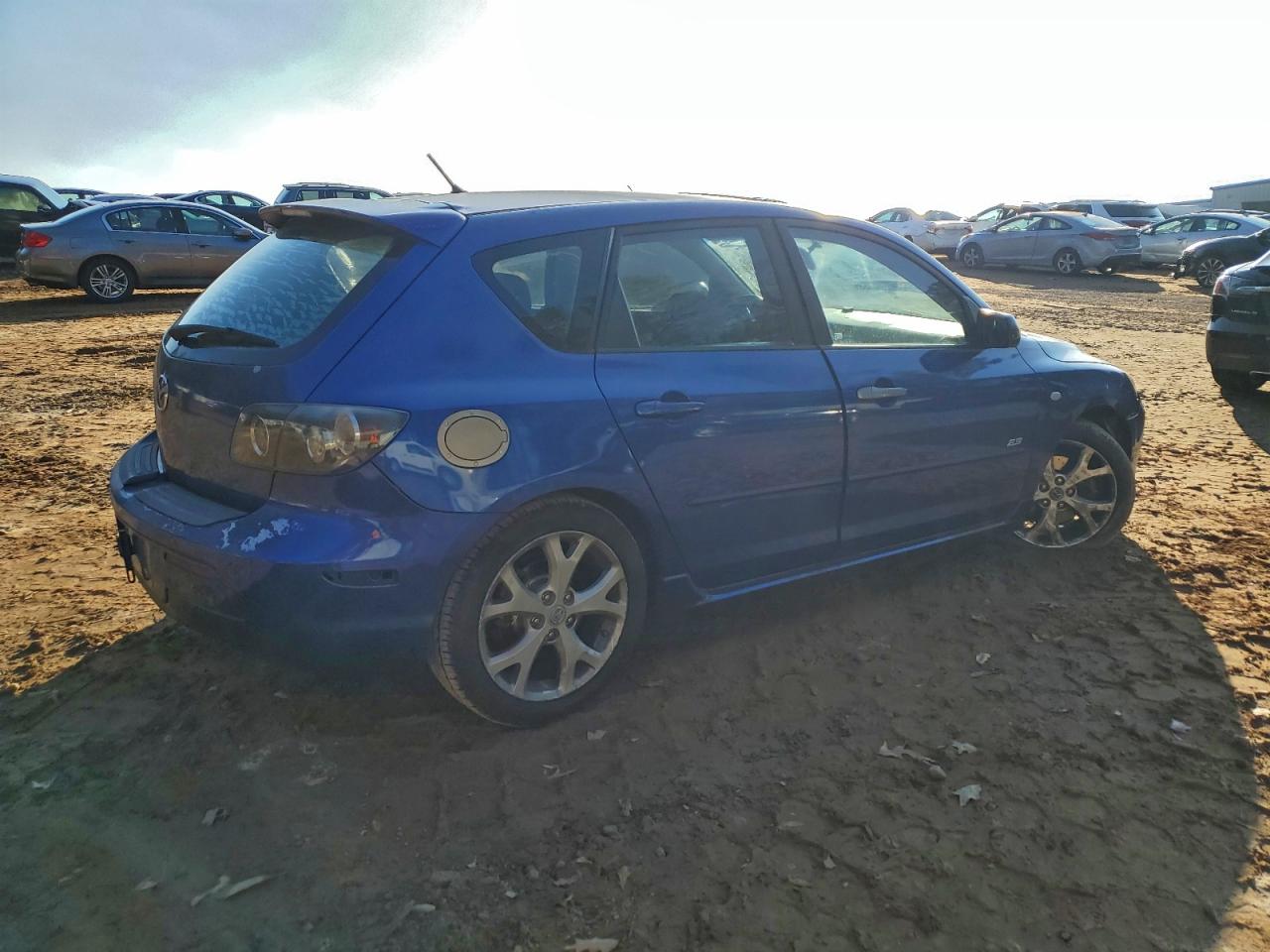 Mazda Mazda3 Hatchback Image 2