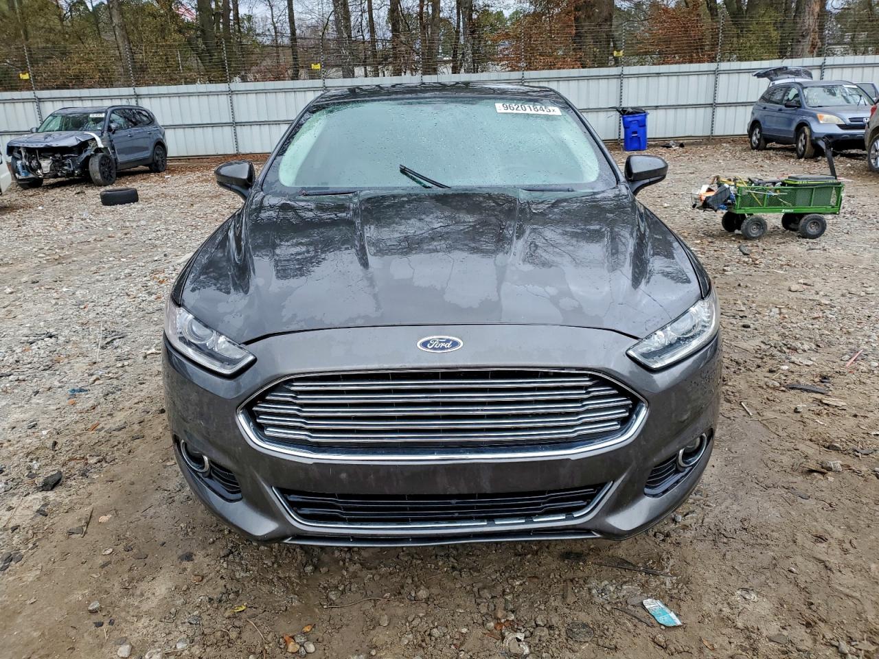 Ford Fusion S Image 5