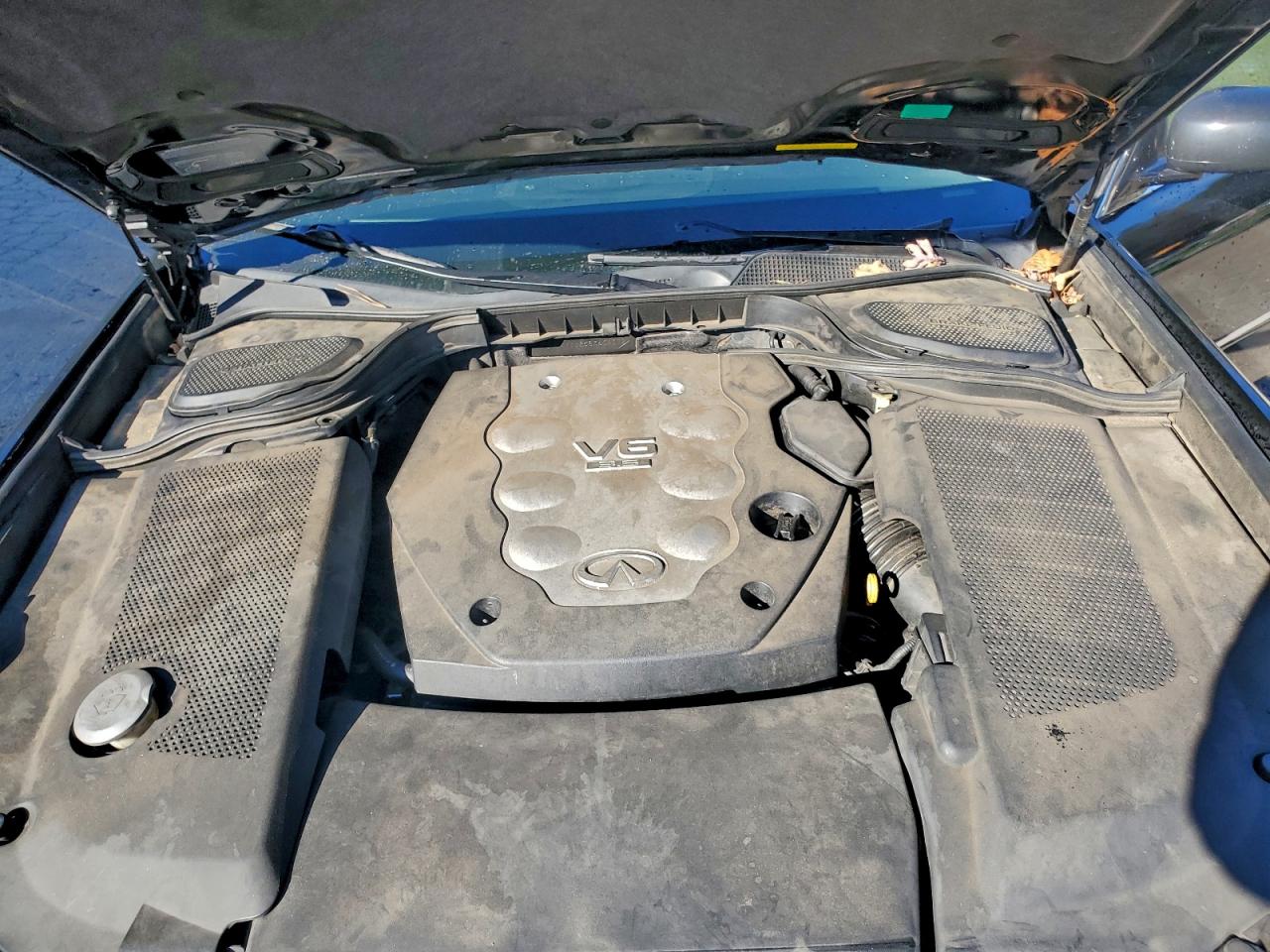 INFINITI M35 Base Image 11