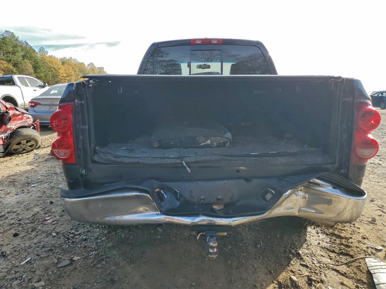 Dodge Ram 1500 St Image 12