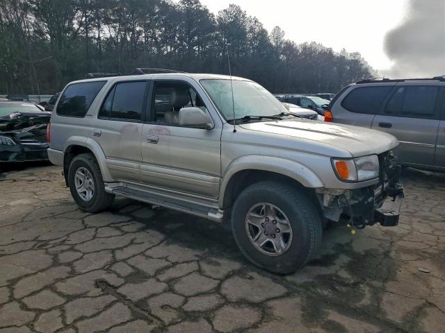 Toyota 4Runner Limited Image 11