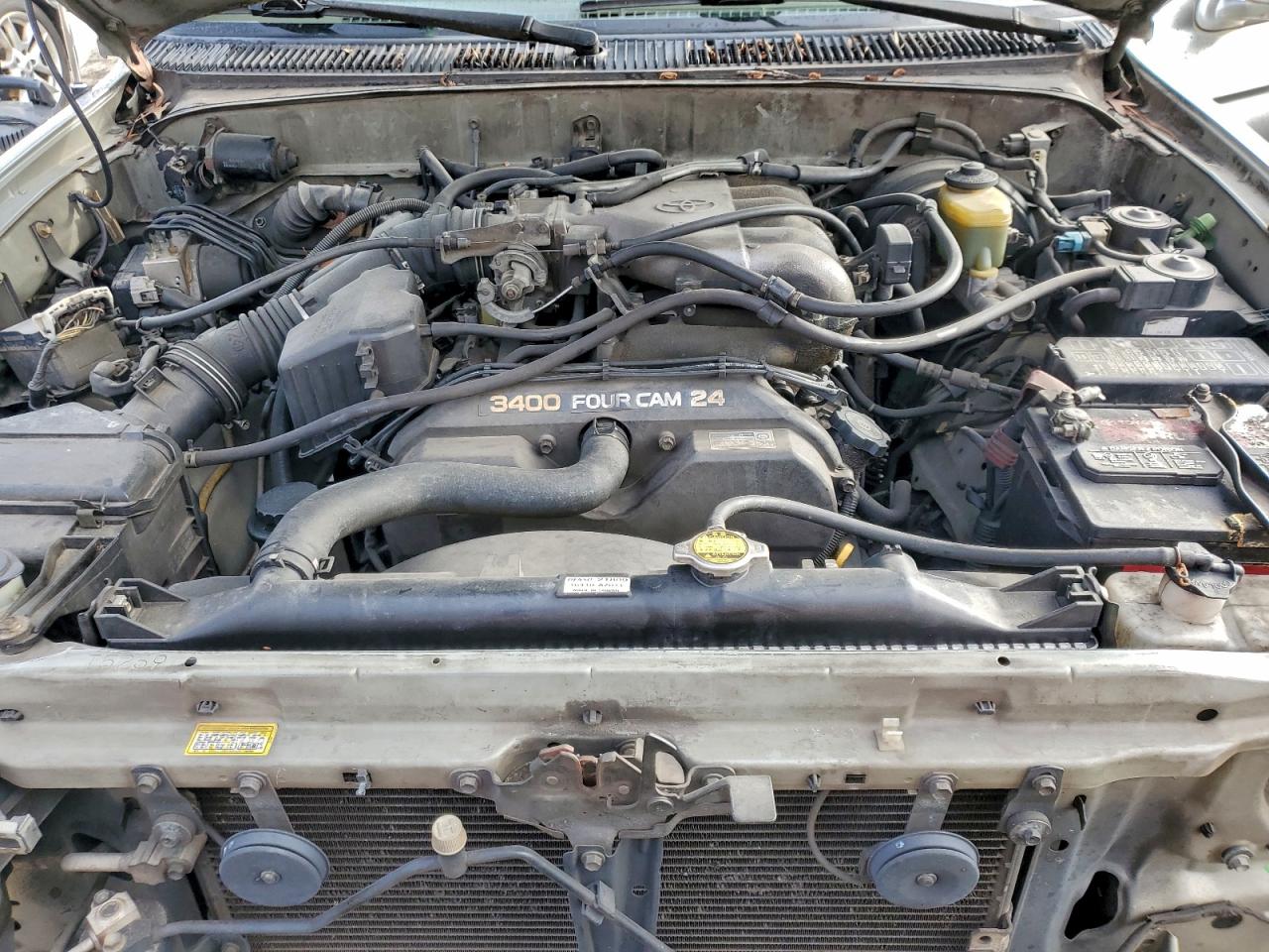 Toyota 4Runner Limited Image 5