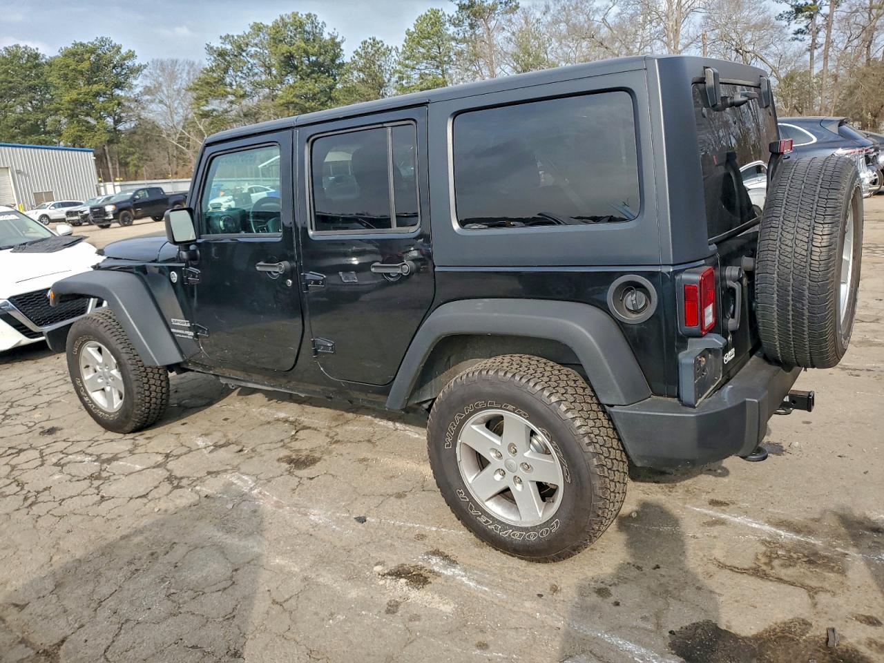 Jeep Wrangler Sport Image 2
