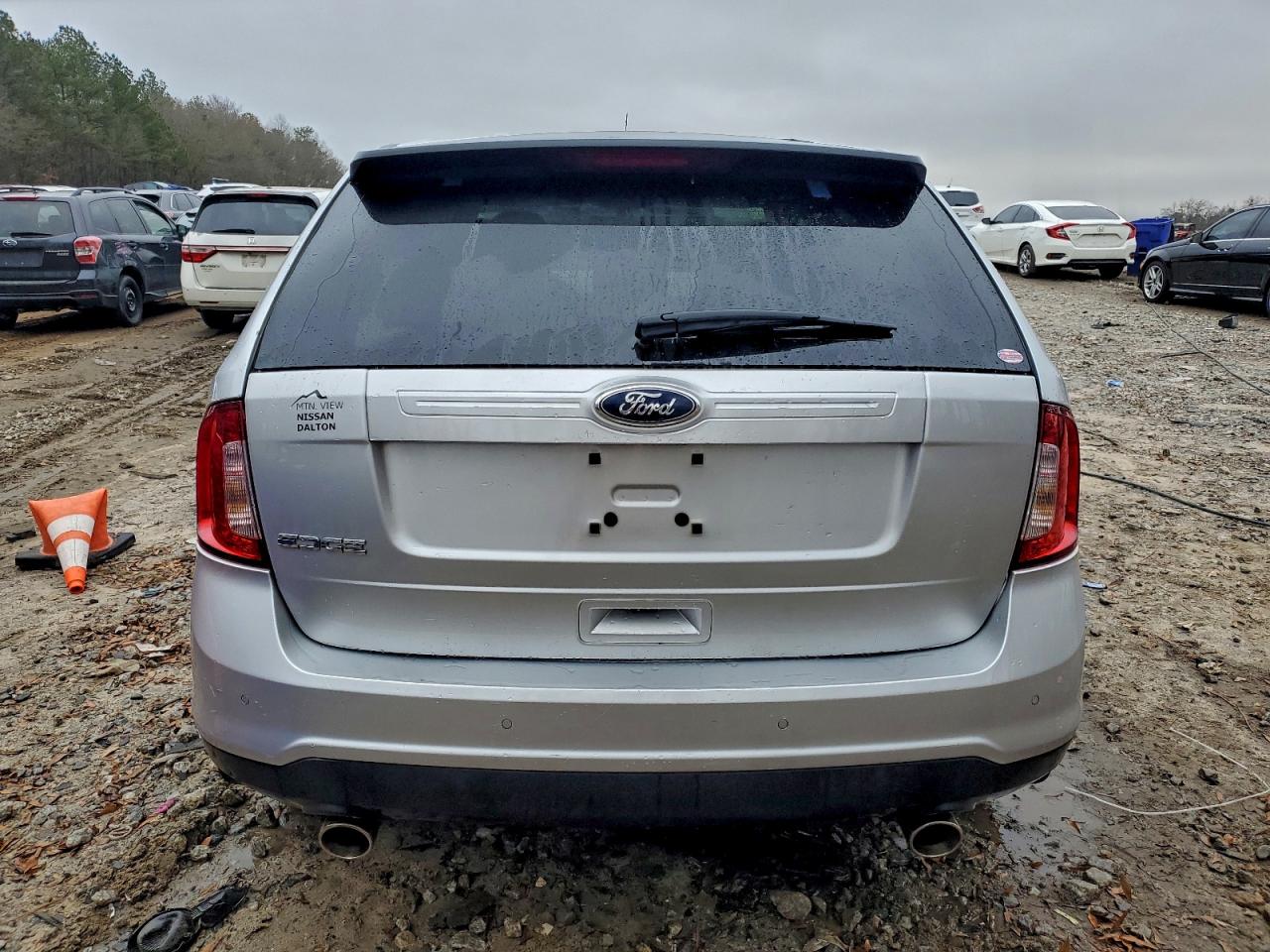 Ford Edge Se Image 4