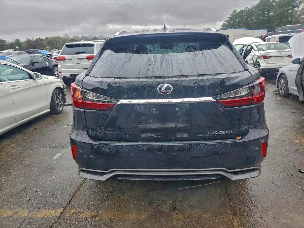 Lexus RX 450h Base Image 11