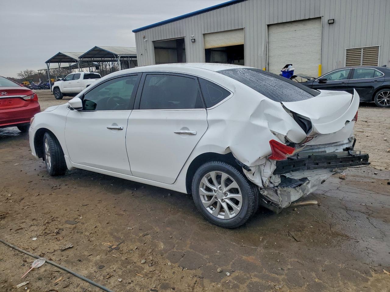 Nissan Sentra S Image 3