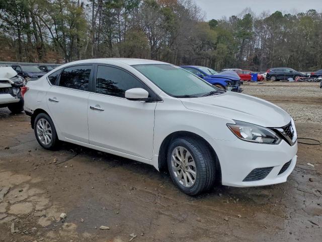 Nissan Sentra S Image 4