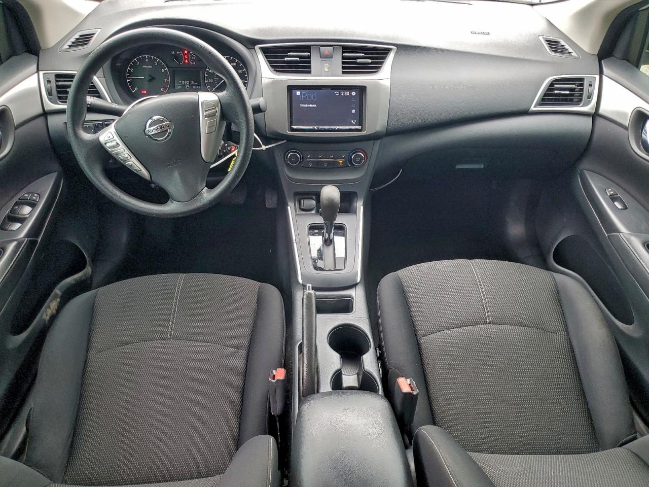 Nissan Sentra S Image 11