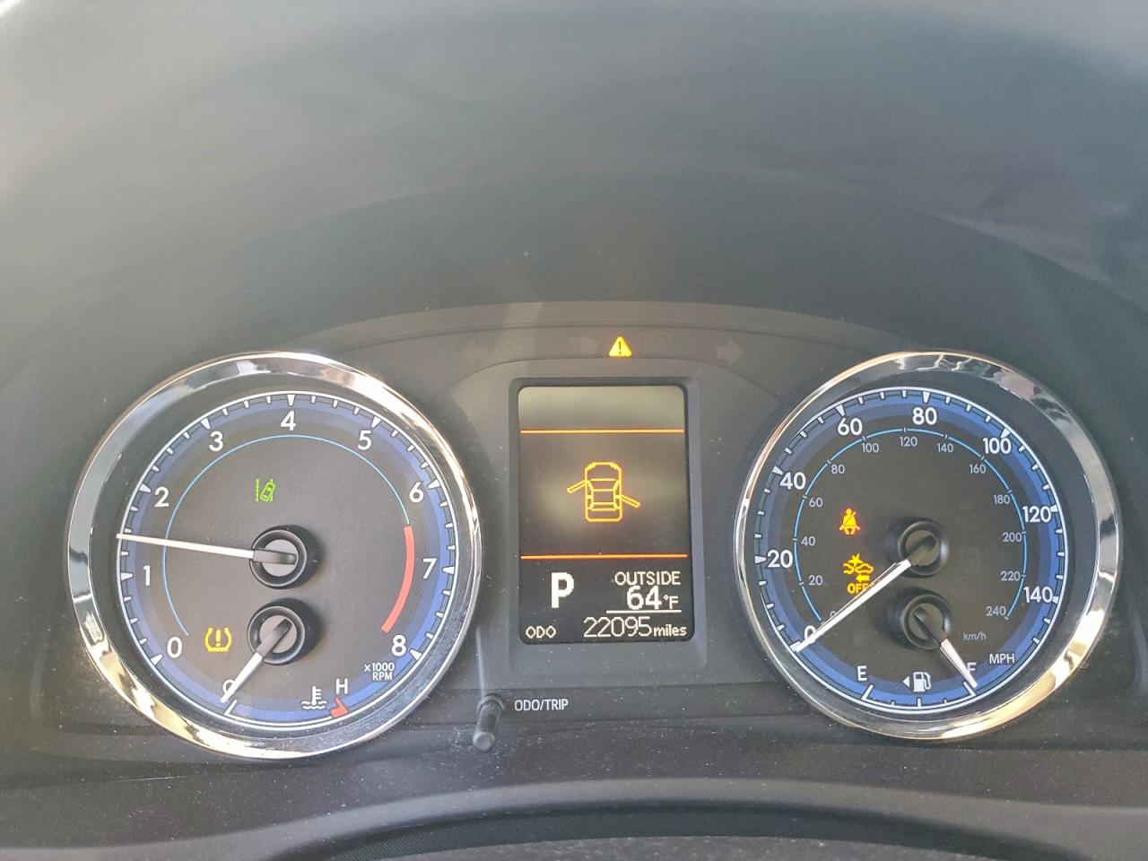 Toyota Corolla L Image 13