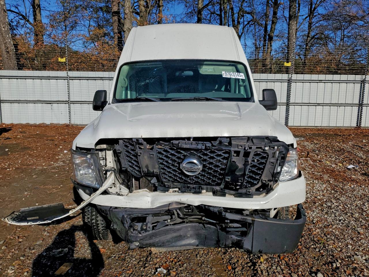 Nissan Nv 2500 S Image 12