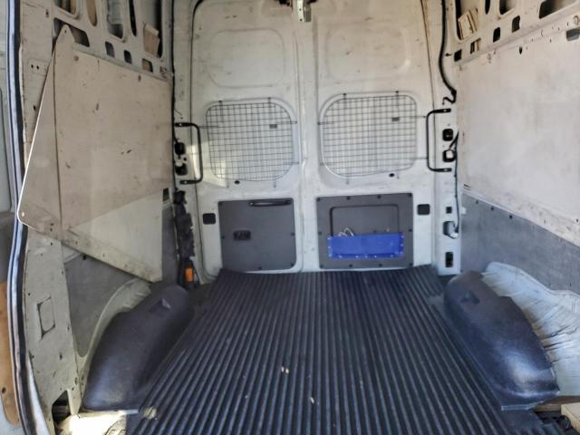 Nissan Nv 2500 S Image 11