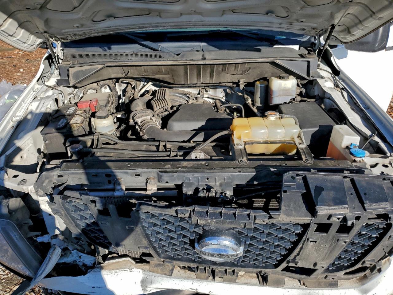 Nissan Nv 2500 S Image 13